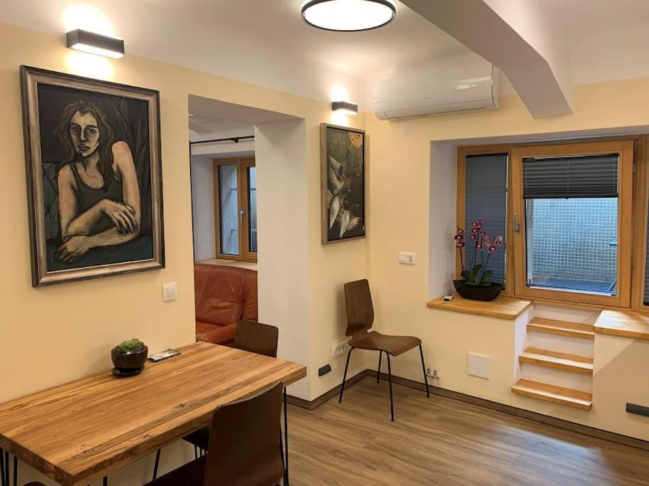 Art Apartment City Center Lj Liubliana Exterior foto